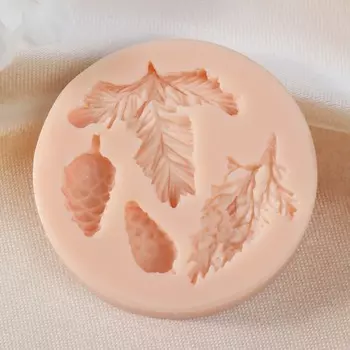 Молд силикон «Хвойные ветки», 31.50.7 см; 4.550.7 см; 5.22.50.7 см