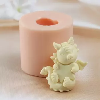 Молд силиконовый "Дракон обнимает звезду" 5,8х5,2х3 см