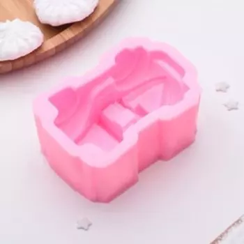 Молд Доляна «Машинка», силикон, 9,96,63,9 см, цвет розовый