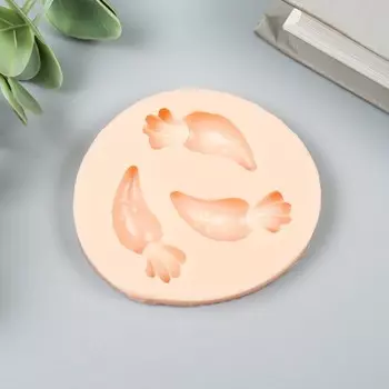 Молд "Три морковки" 3,2х1,2 см