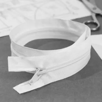 Молния «Спираль», №7 разъёмная, замок автомат, 40 см, цвет белый №101, цена за 1 штуку