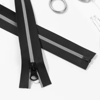 Молния «Спираль», водонепроницаемая, со светоотражающей лентой, №7, разъёмная, замок автомат, 70 см, цвет чёрный