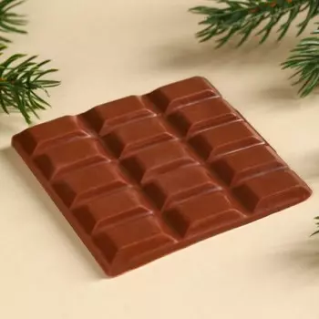 Молочный шоколад «Волшебства в Новом году», вкус: пихта, 50 г.