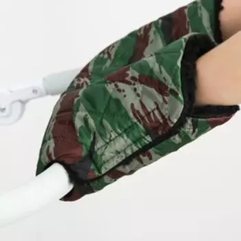 Муфта на ручку коляски, стеганная, камуфляж