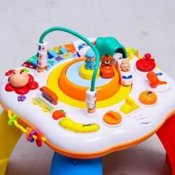 Мультифункциональный игровой столик «Мир приключений»