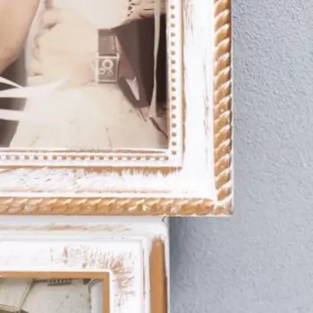 Мультирамка-коллаж на 18 фото 10х15 см, белый с золотом