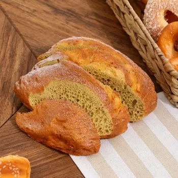 Муляж "Булка нарезанная" 16х14х8 см