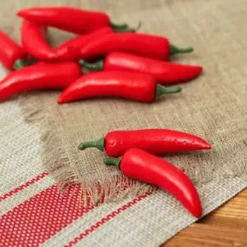 Муляж перец красный, 1.55 см, набор 10 шт.
