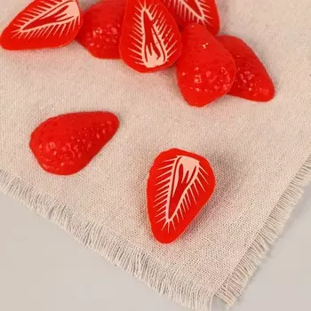 Муляж «Срез клубники», 43 см (фасовка по 20 шт.)