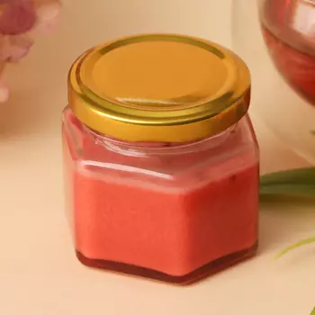 Набор «8 Марта»: кофе молотый со вкусом: амаретто 50 г., чай чёрный с лесными ягодами 50 г., крем-мёд с клубникой 120 г.