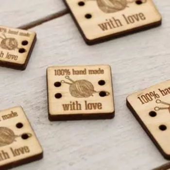 Набор бирок 18шт,квадрат "100% hand made with love", 6шт-3х3см, 6шт-2,3х2,3 см, 6шт-1,7*1,7с