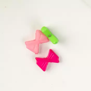 Бусины для творчества пластик «Яркие бантики», набор 120 шт., 0.210.7 см