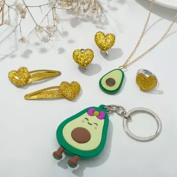 Набор детский «Выбражулька» 6 предметов: 2 заколки, клипсы, кулон, кольцо, брелок, авокадо, цветной