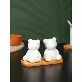 Набор фарфоровый для специй на бамбуковой подставке BellaTenero «Медведи», 2 предмета: солонка 80 мл, перечница 80 мл, белый