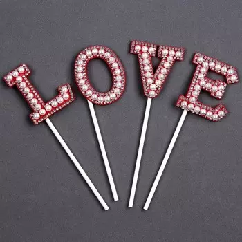 Топпер для торта LOVE, красный