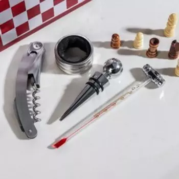 Набор для вина Доляна, 4 предмета: термометр, кольцо, открывашка, пробка, шахматы в комплекте