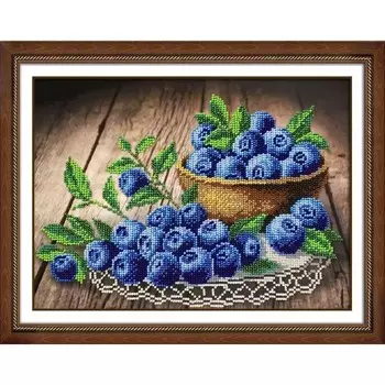 Набор для вышивки бисером «Ягодка черничка»