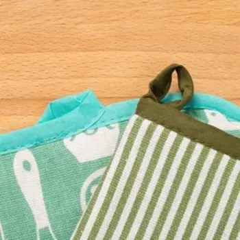 Набор «Доляна»: варежка + прихватка, зелёная полоска/кухня, 100% п/э, рогожка 200 г/м