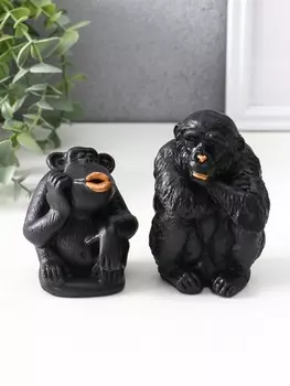 Набор фигурок «Обезьяны», 2 шт., 6.56.510 см, 6.55.57.5 см, чёрный