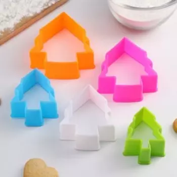 Формы для печенья новогодние Доляна «Ёлочка», набор 5 шт., пластик, разноцветные