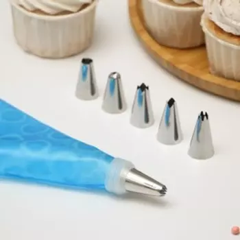 Набор кондитерский Доляна «Хоста», 8 предметов: 6 насадок, адаптер, мешок кондитерский 2715 см, МИКС