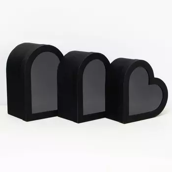 Набор коробок с окном 3 в 1 сердца L:28.526.313 M:262411.5 S:23.521.510 см