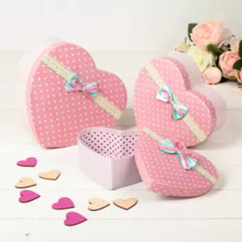 Набор коробок в форме сердца 3 в 1, 21,5 х 20,5 х 9 - 15,5 х 13,5 х 6 см