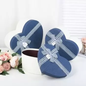 Набор коробок в форме сердца 3 в 1, 33,5 х 27,5 х 16 - 26,5 х 21,5 х 13 см