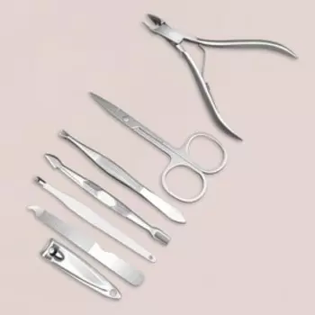 Набор маникюрный, 7 предметов, в футляре, цвет оранжевый