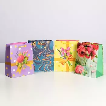 Набор подарочных пакетов «Девчата», 18 х 22,3 х 10 см