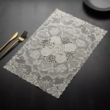 Набор салфеток ажурных для стола Доляна «Листья», 4 шт, 4630 см, ПВХ, цвет бежевый