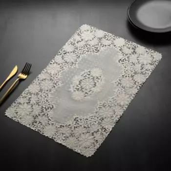 Набор салфеток ажурных для стола Доляна «Омелла», 46×30 см, 4 шт, ПВХ, цвет бежевый