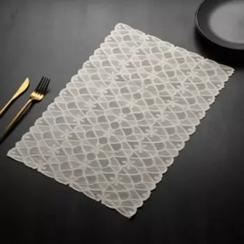 Набор салфеток ажурных для стола Доляна «Розали», 4630 см, 4 шт, ПВХ, цвет бежевый