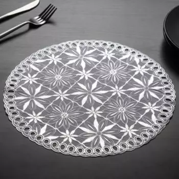 Набор салфеток ажурных Доляна «Листья», d=30 см, 4 шт, ПВХ, цвет серебряный