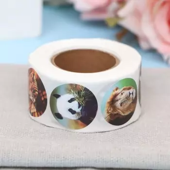 Наклейки в рулоне «Зверюшки»,500 шт.,2.52.5 см