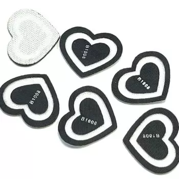 Нашивка «Сердечко», размер 2x2,5 см, цвет чёрный