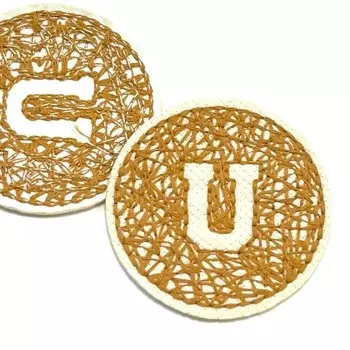 Нашивка U, диаметр 4.7 см, цвет медный