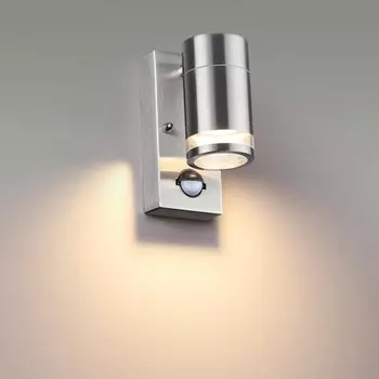 Настенный светильник IP44 1x7W