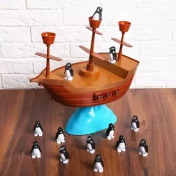 Настольная игра на логику «Пингвины, на абордаж», 2-4 игрока, 5+