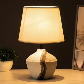 Настольная лампа "Алетта" Е14 40Вт бело-серый 20х20х36 см RISALUX