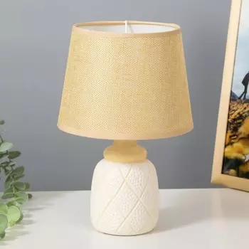 Настольная лампа "Ассанти" Е14 40Вт белый 16,5х16,5х26 см