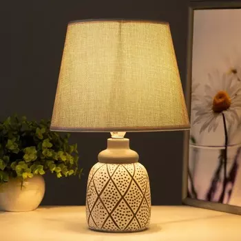 Настольная лампа "Ассанти" Е14 40Вт серый 16,5х16,5х26 см RISALUX