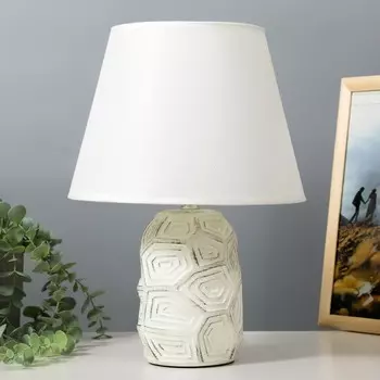 Настольная лампа «Бриана» Е14 40 Вт белый 22.522.535 см