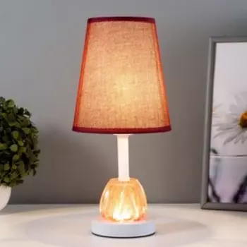 Настольная лампа "Хилтон" E27 40Вт бело-красный 15х15х32 см RISALUX