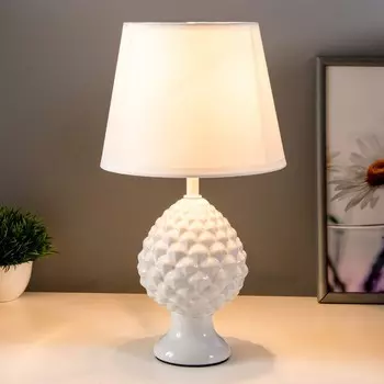 Настольная лампа "Мухамера" Е14 40Вт белый 19х19х37см RISALUX