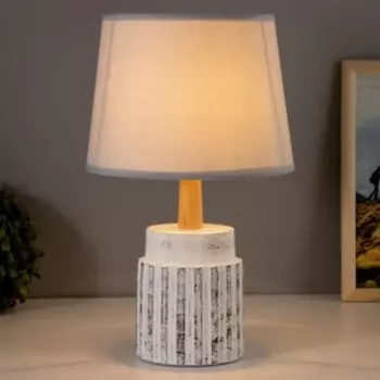 Настольная лампа "Сандра" Е14 40Вт бело-серый 22х22х36 см RISALUX