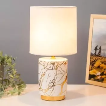 Настольная лампа "Венеция" Е14 40Вт бело-золотой 18х18х37 см