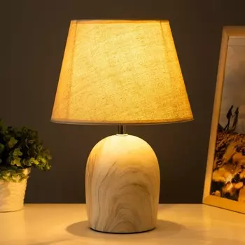 Настольная лампа «Вудланд» E14 40 Вт белый-коричневый 232335 см RISALUX