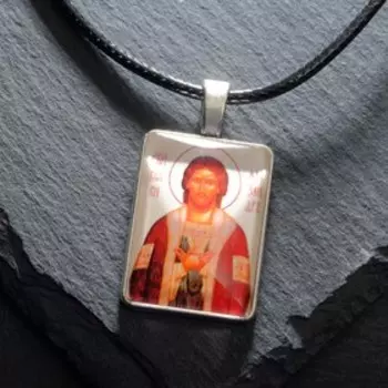 Нательная икона"Святой благоверный князь Александр Невский" на шнурке,цвет красный в серебре