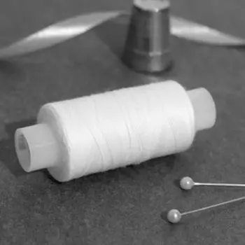 Нитки 40ЛШ, 200 м, белые №001